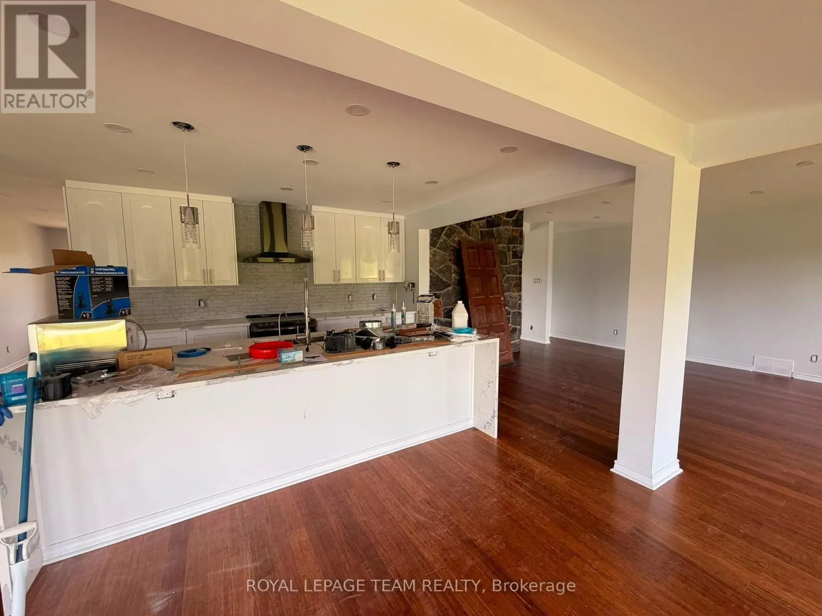 3084 WOODKILTON ROAD