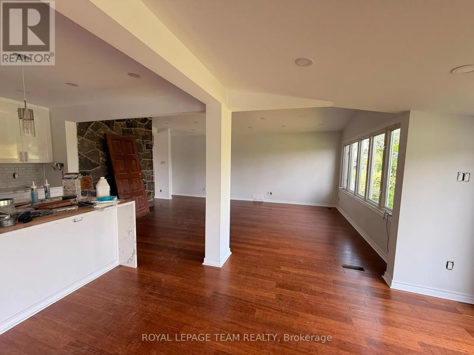 3084 WOODKILTON ROAD