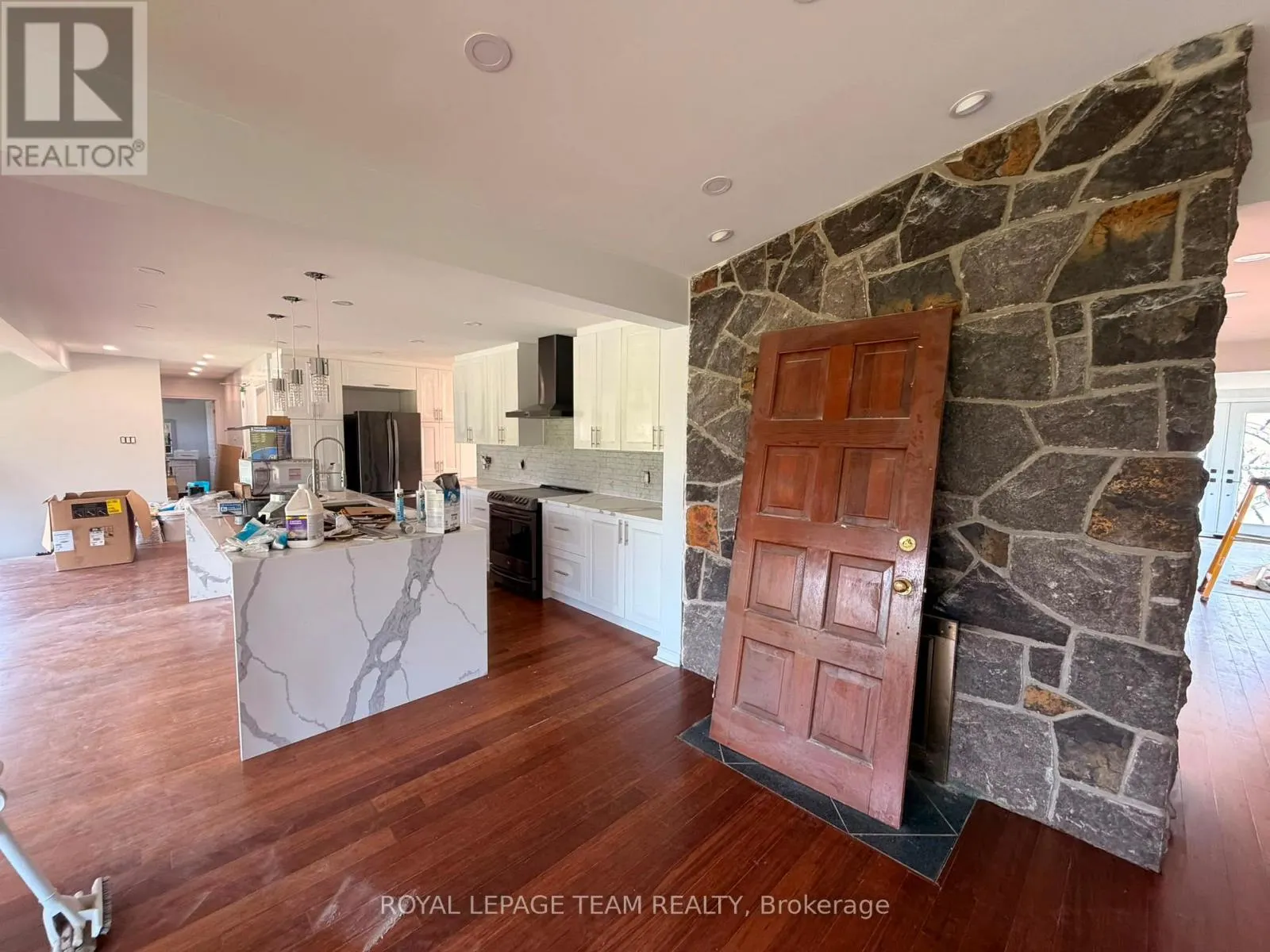 3084 WOODKILTON ROAD