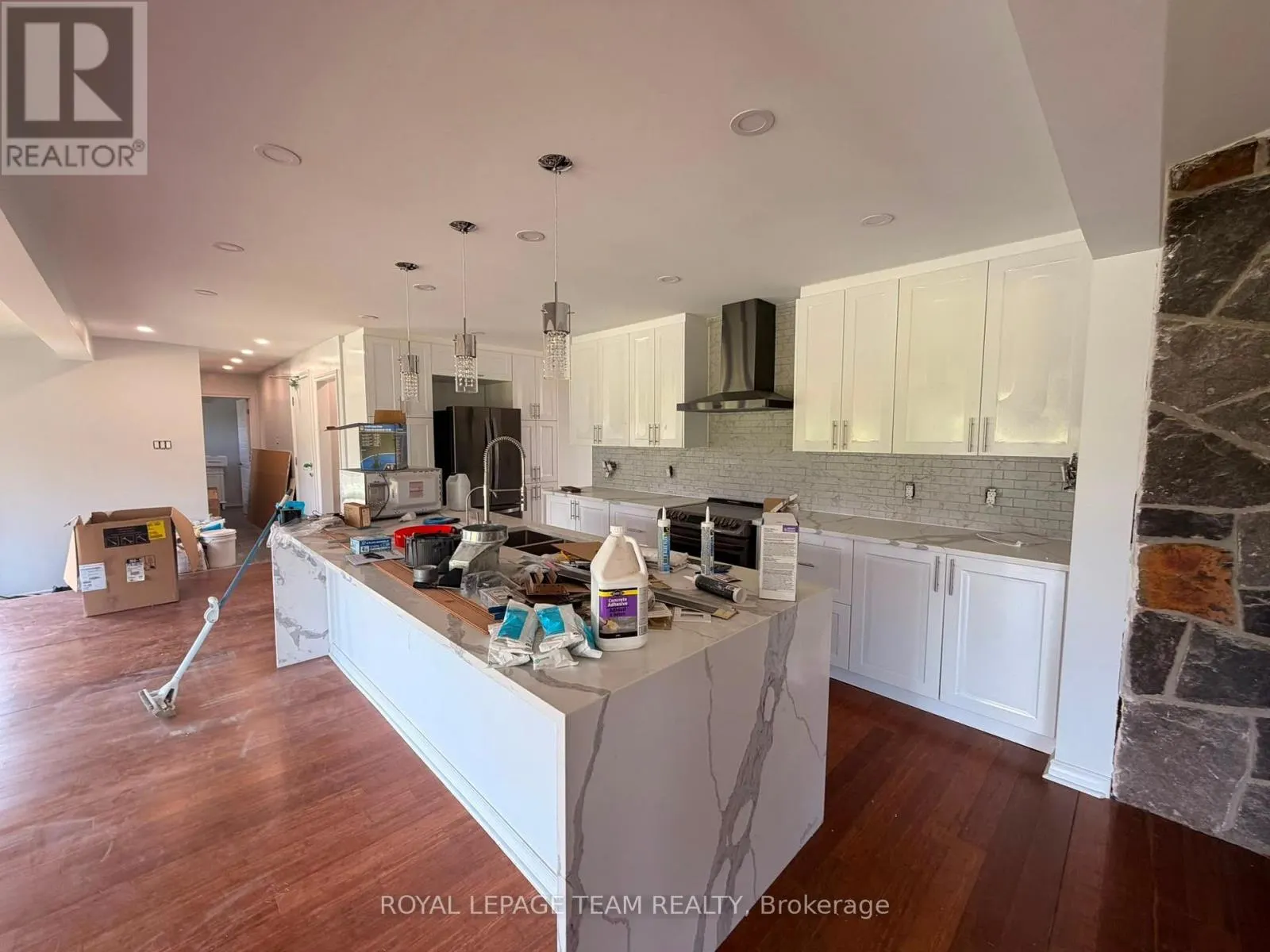3084 WOODKILTON ROAD