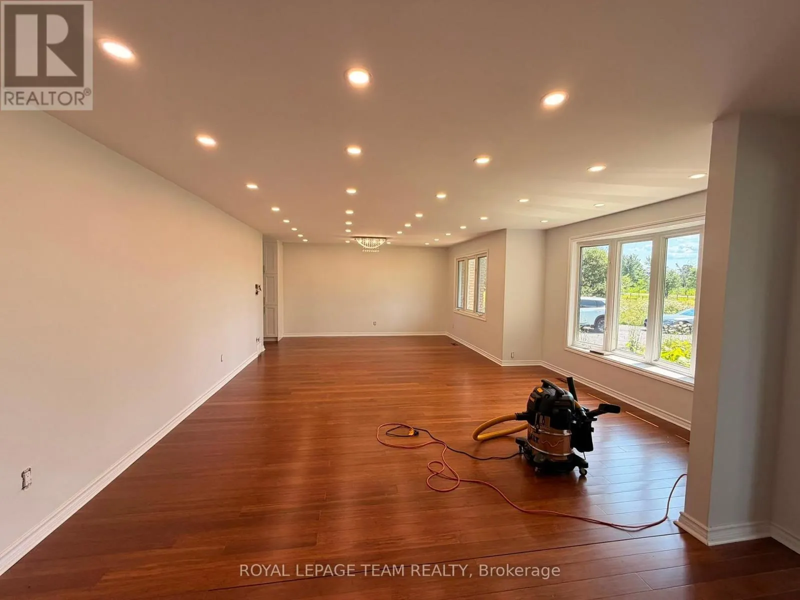 3084 WOODKILTON ROAD