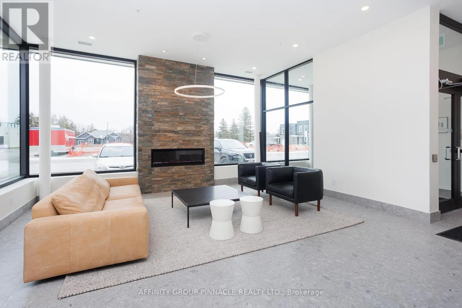 302 - 19 A WEST STREET N #302