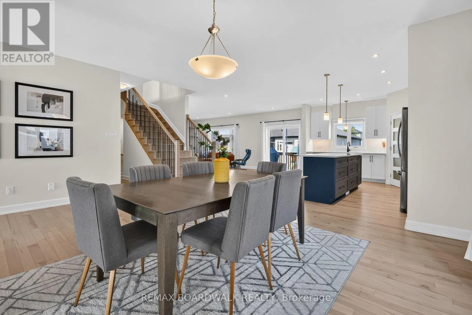 340 MOONLIGHT DRIVE
