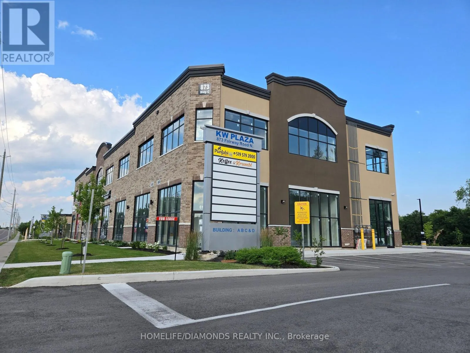 C1 (MAIN) - 873 FAIRWAY ROAD N
