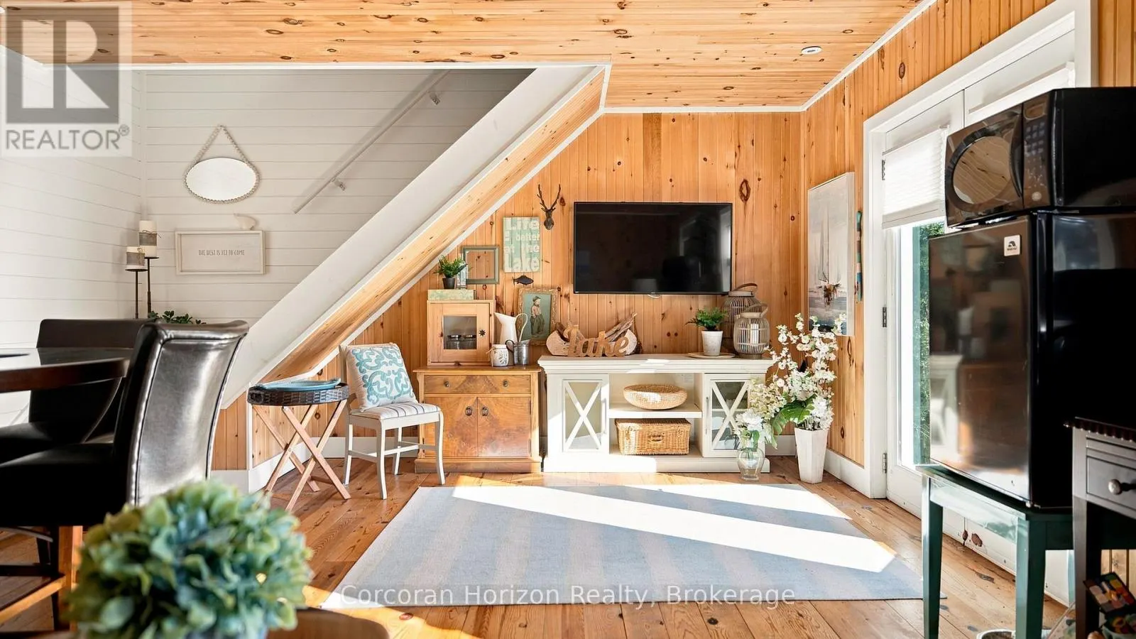 4476 ISLAND 1040/LITTLE BEAUSOLEIL ISLAND