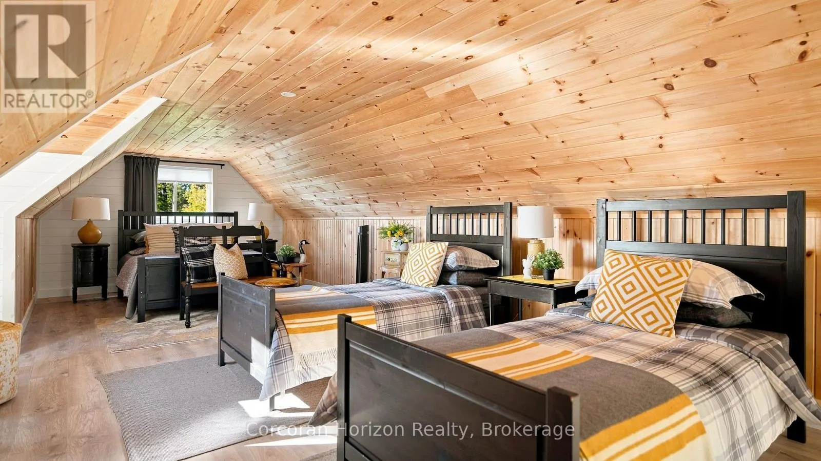 4476 ISLAND 1040/LITTLE BEAUSOLEIL ISLAND