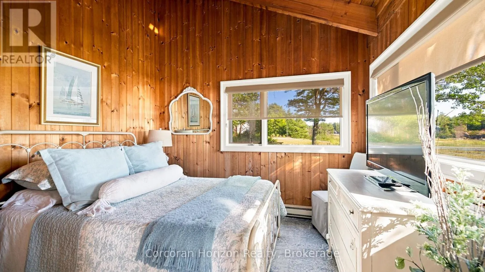 4476 ISLAND 1040/LITTLE BEAUSOLEIL ISLAND