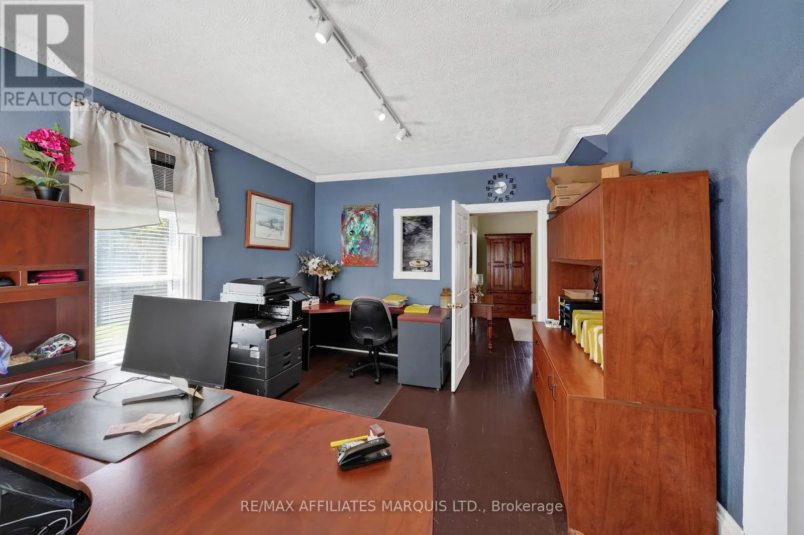 220 SECOND STREET W