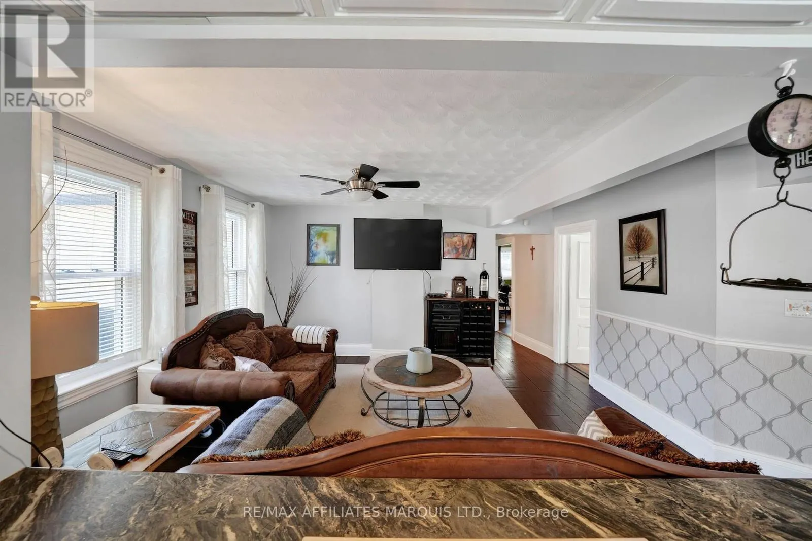 220 SECOND STREET W