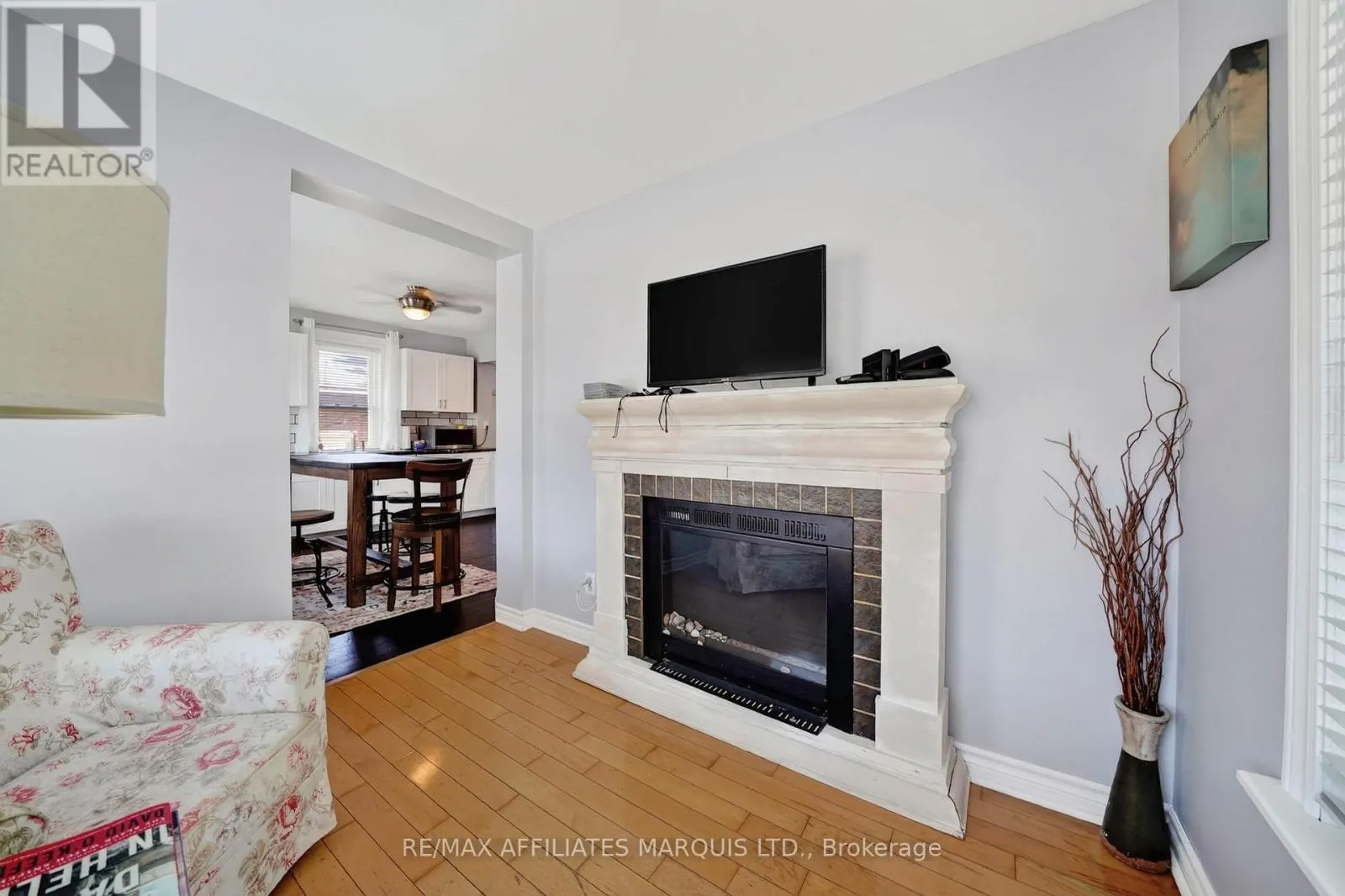 220 SECOND STREET W
