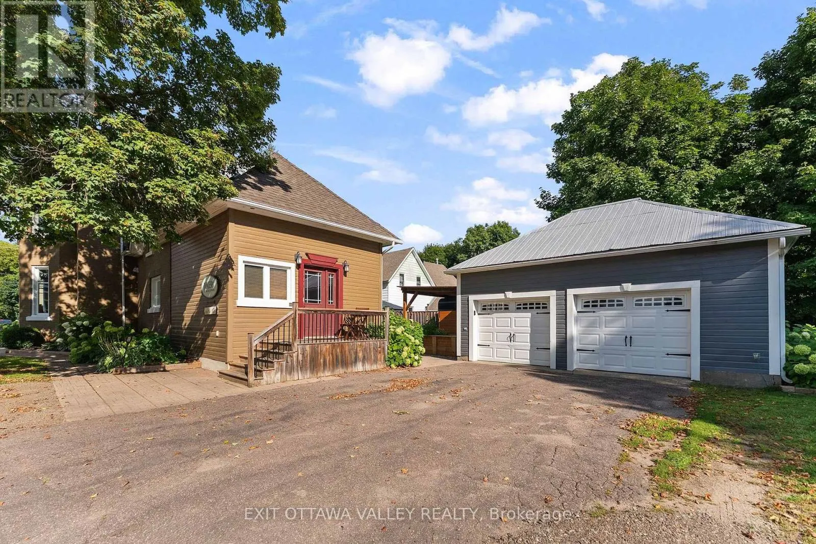 1739 BEACHBURG ROAD