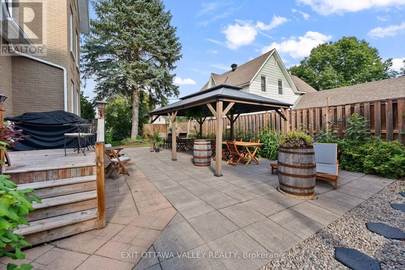 1739 BEACHBURG ROAD