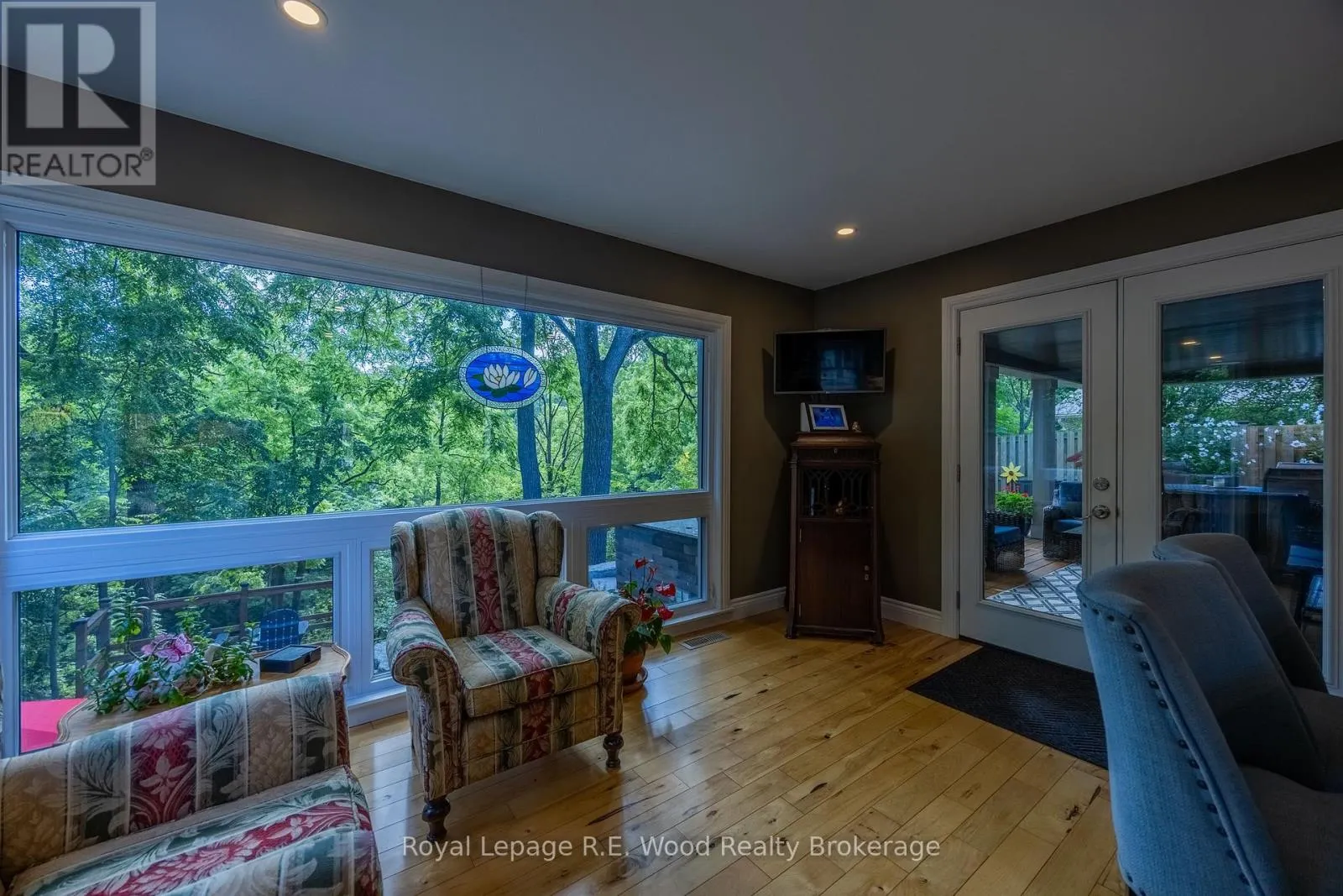 51 PARKWOOD DRIVE