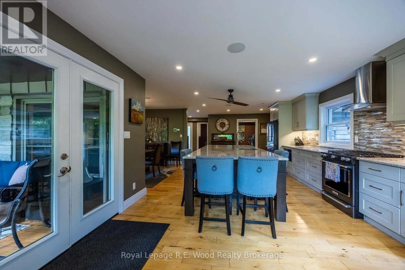 51 PARKWOOD DRIVE