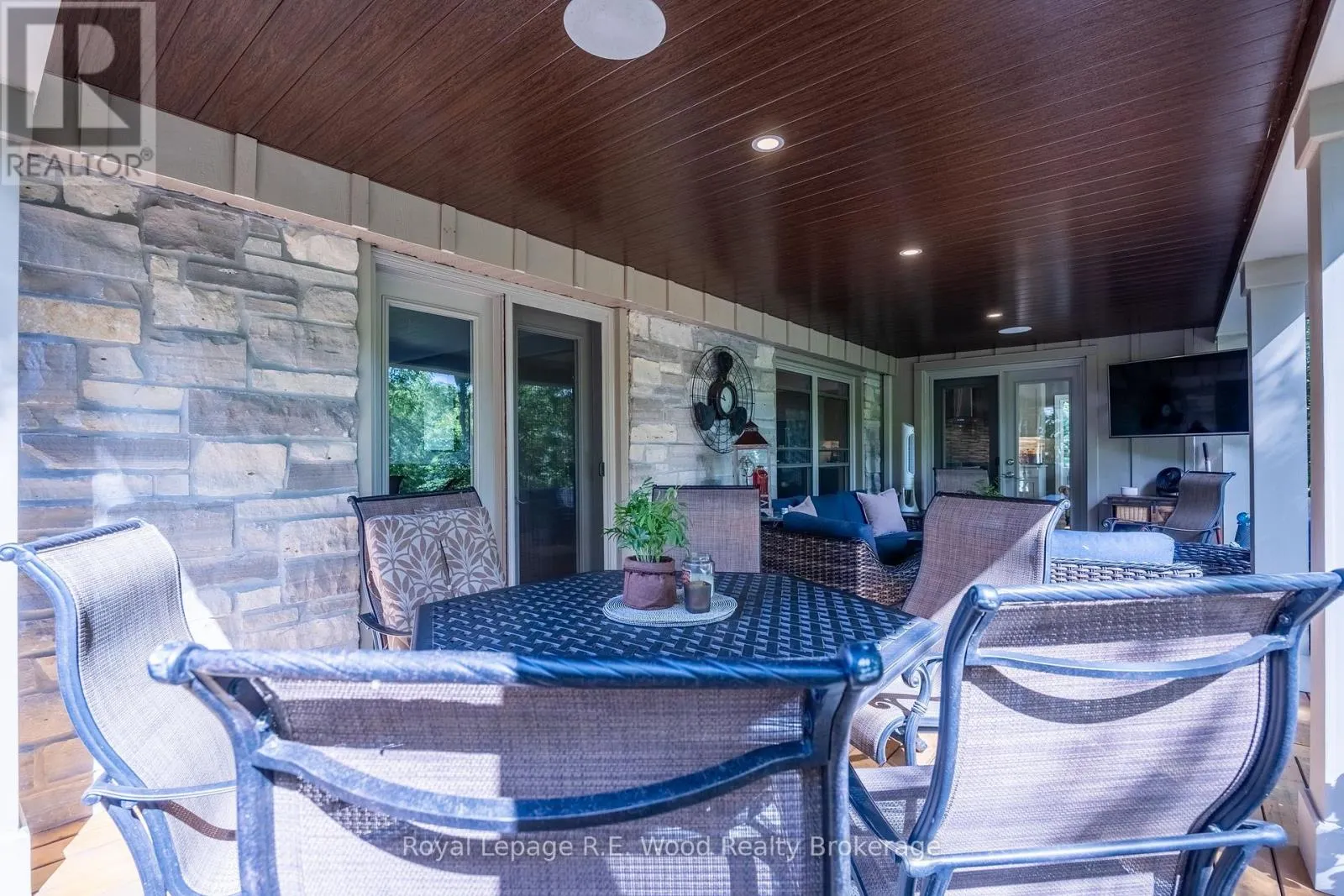 51 PARKWOOD DRIVE