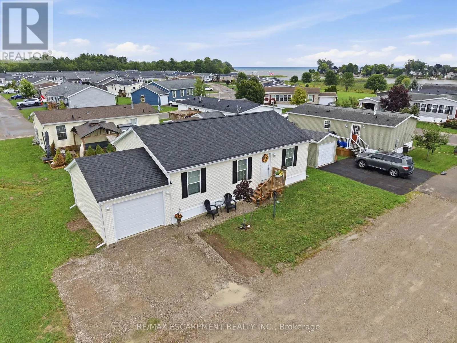 10 MARSH COVE