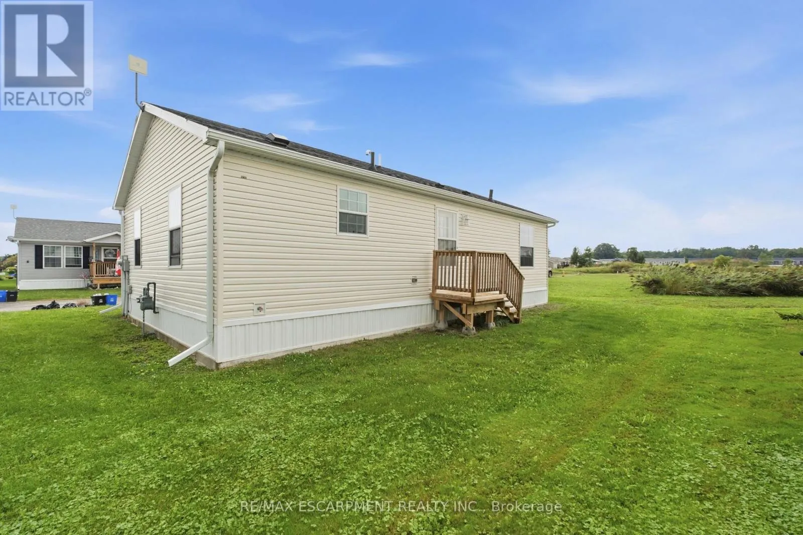 10 MARSH COVE