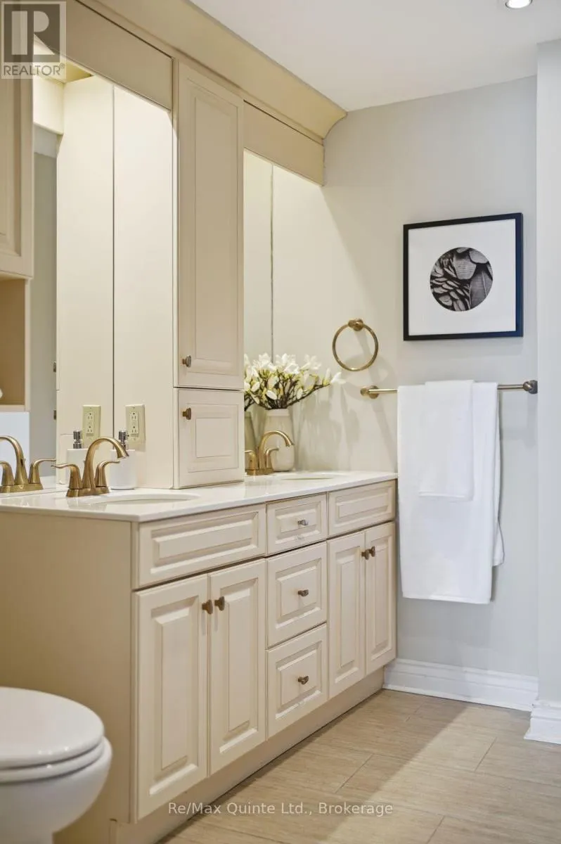 307 - 2 SOUTH FRONT STREET #307