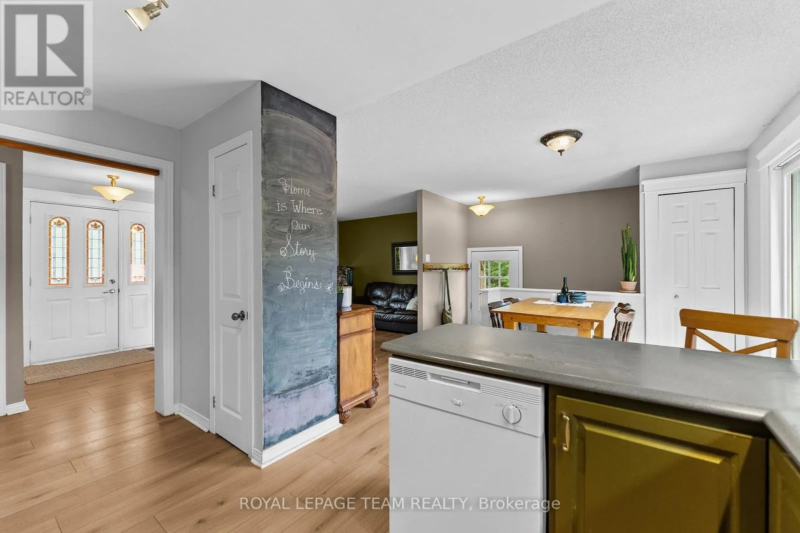 484 WYLIE ROAD
