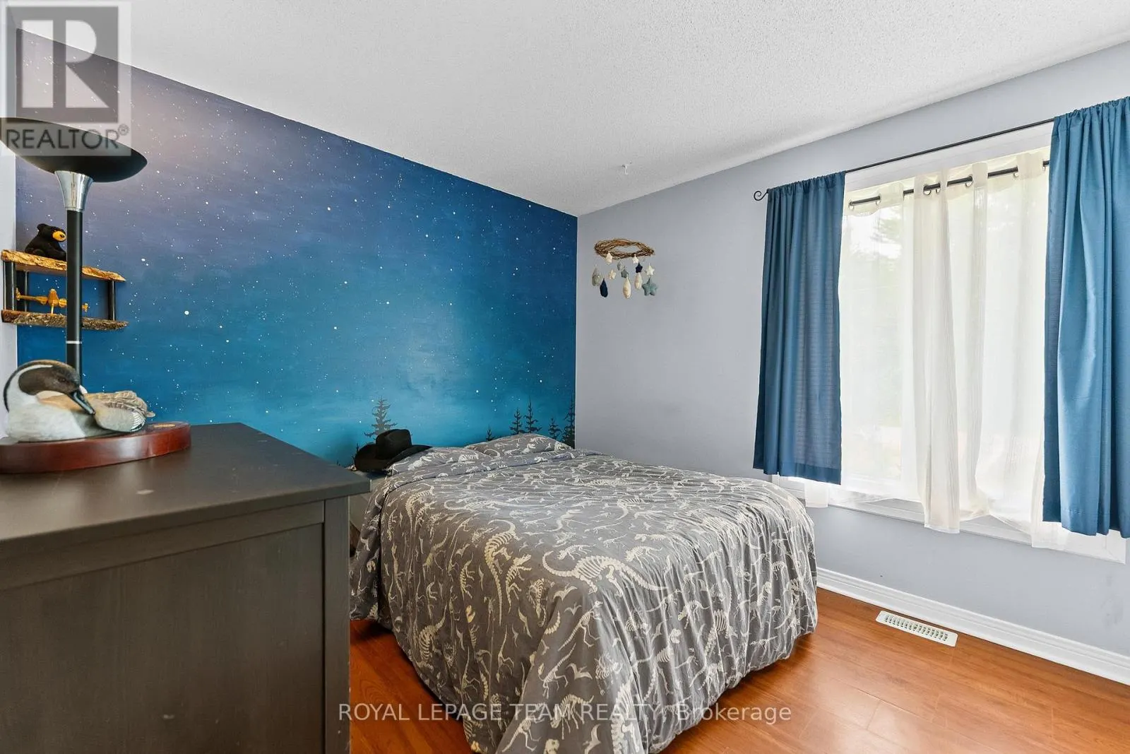 484 WYLIE ROAD