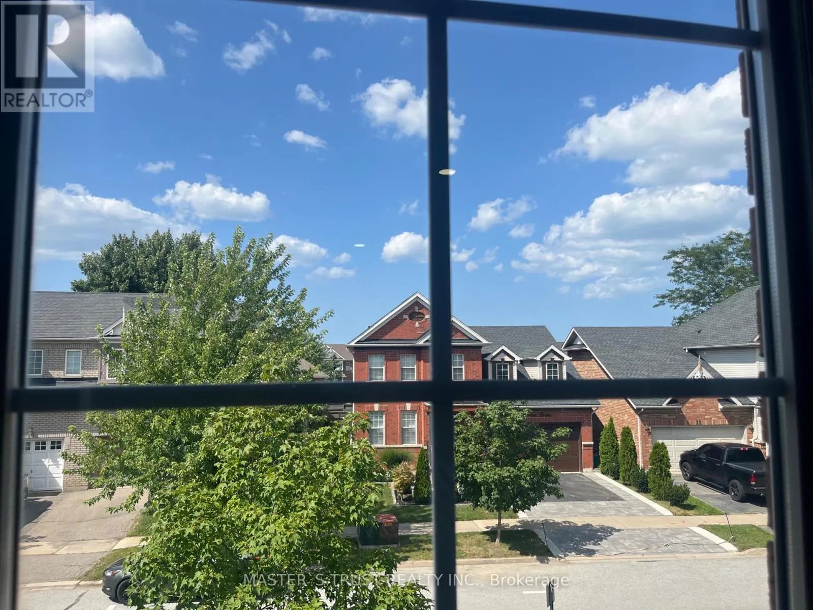 25 STEVENS DRIVE