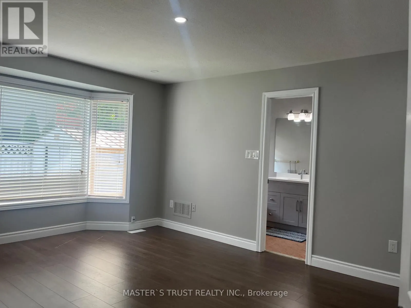 25 STEVENS DRIVE