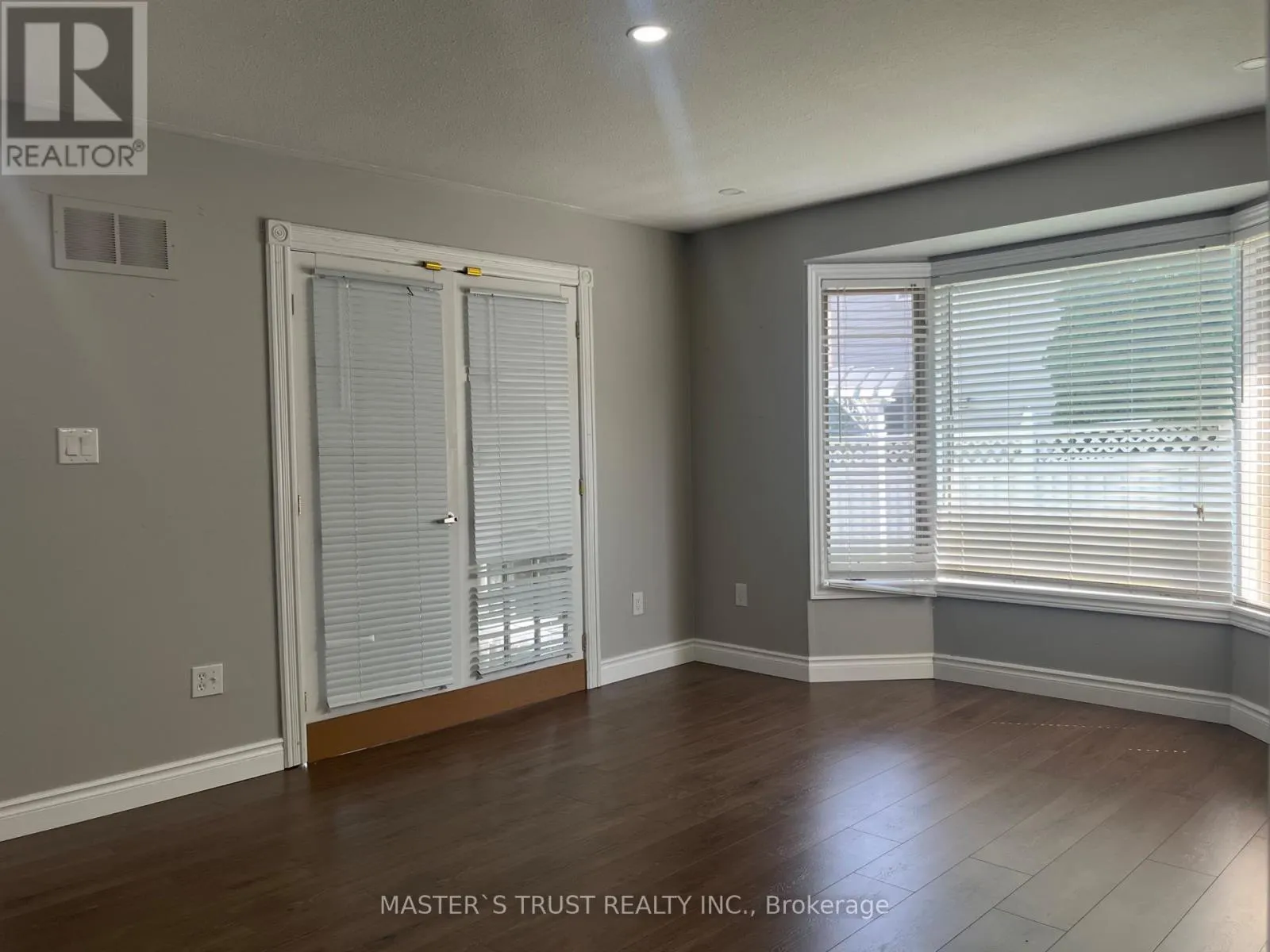 25 STEVENS DRIVE