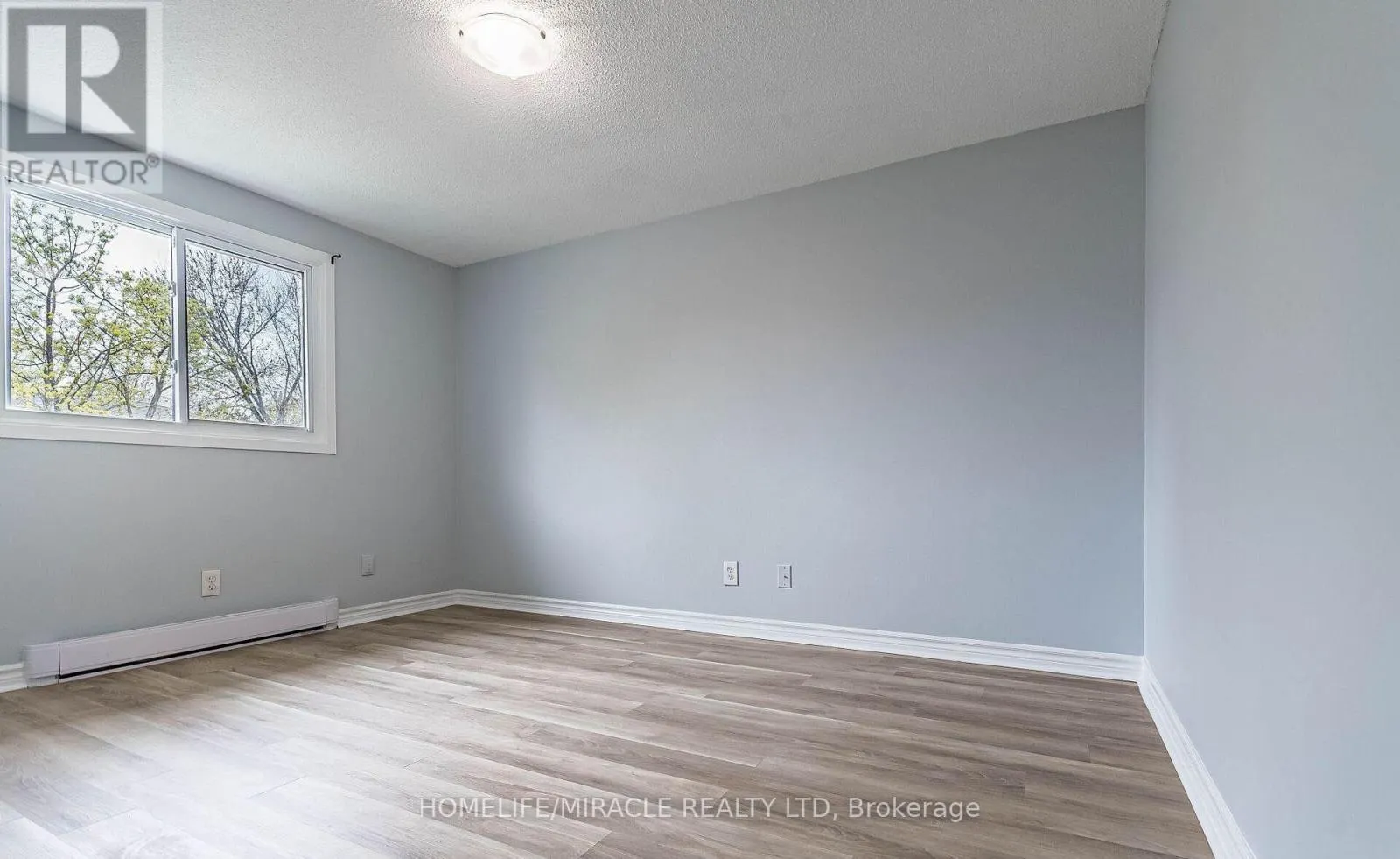 8 - 20 MAYFIELD AVENUE