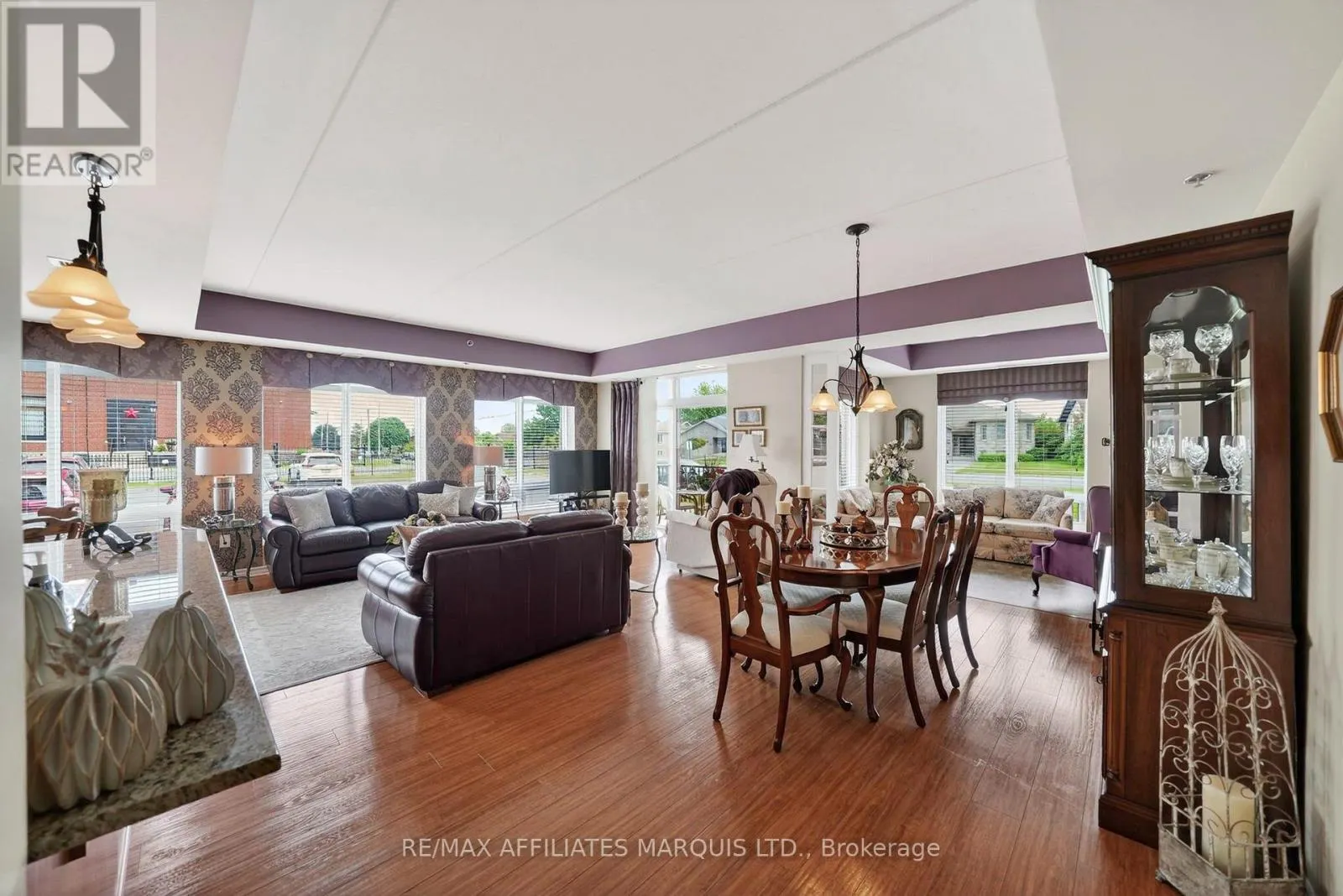 104 - 1146 MONTREAL ROAD