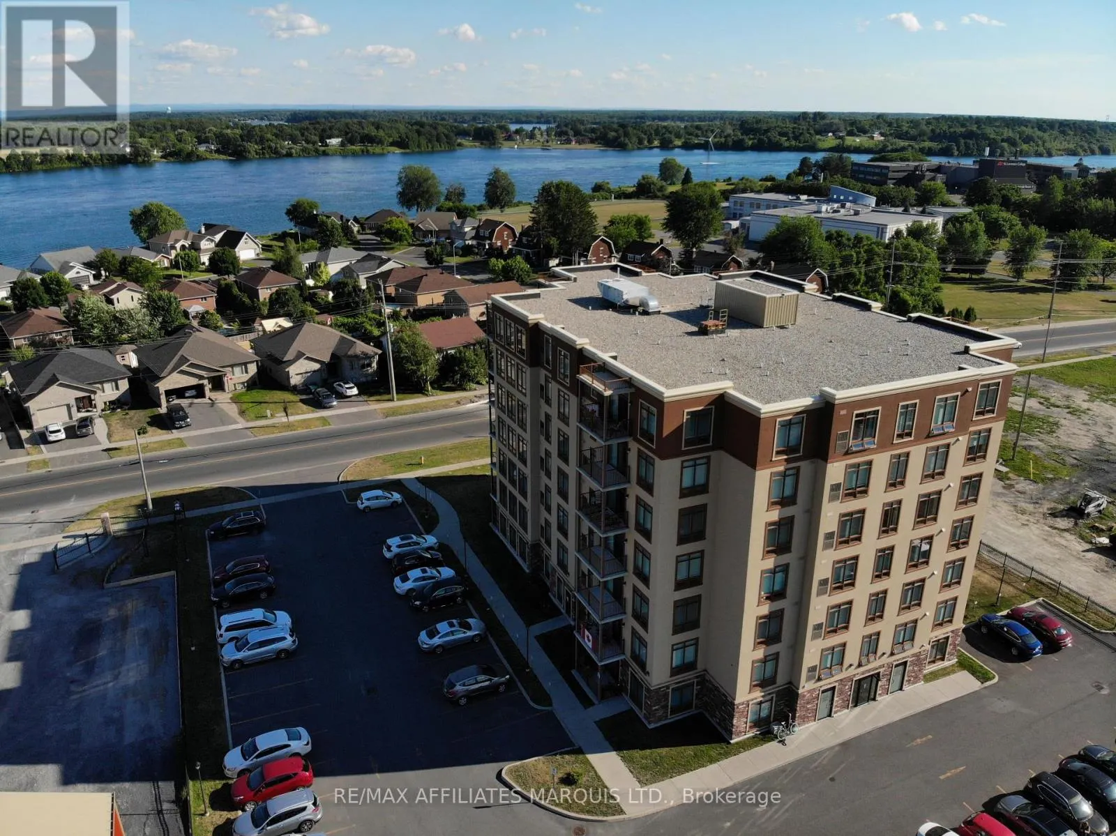 104 - 1146 MONTREAL ROAD