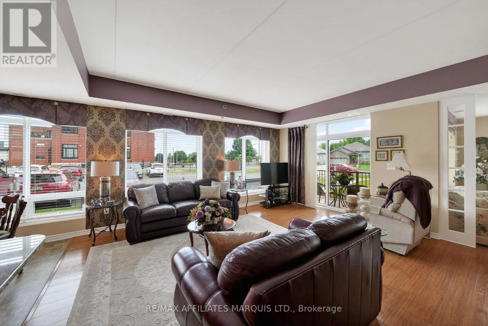 104 - 1146 MONTREAL ROAD