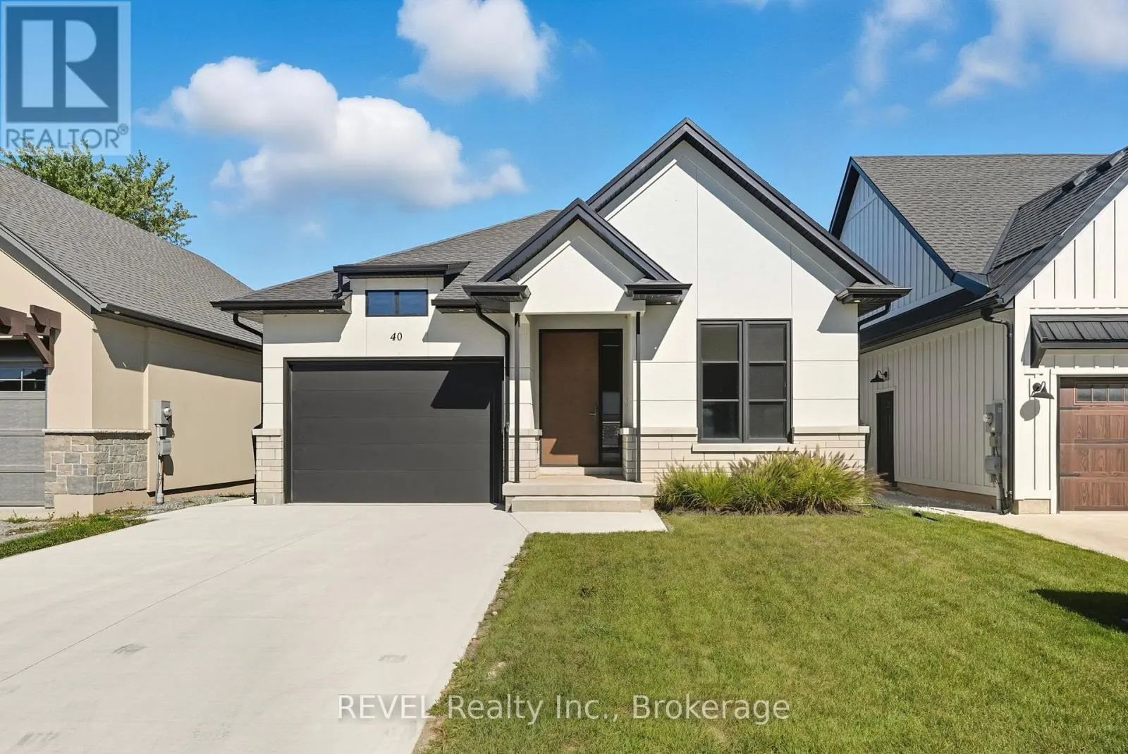 40 IVY CRESCENT