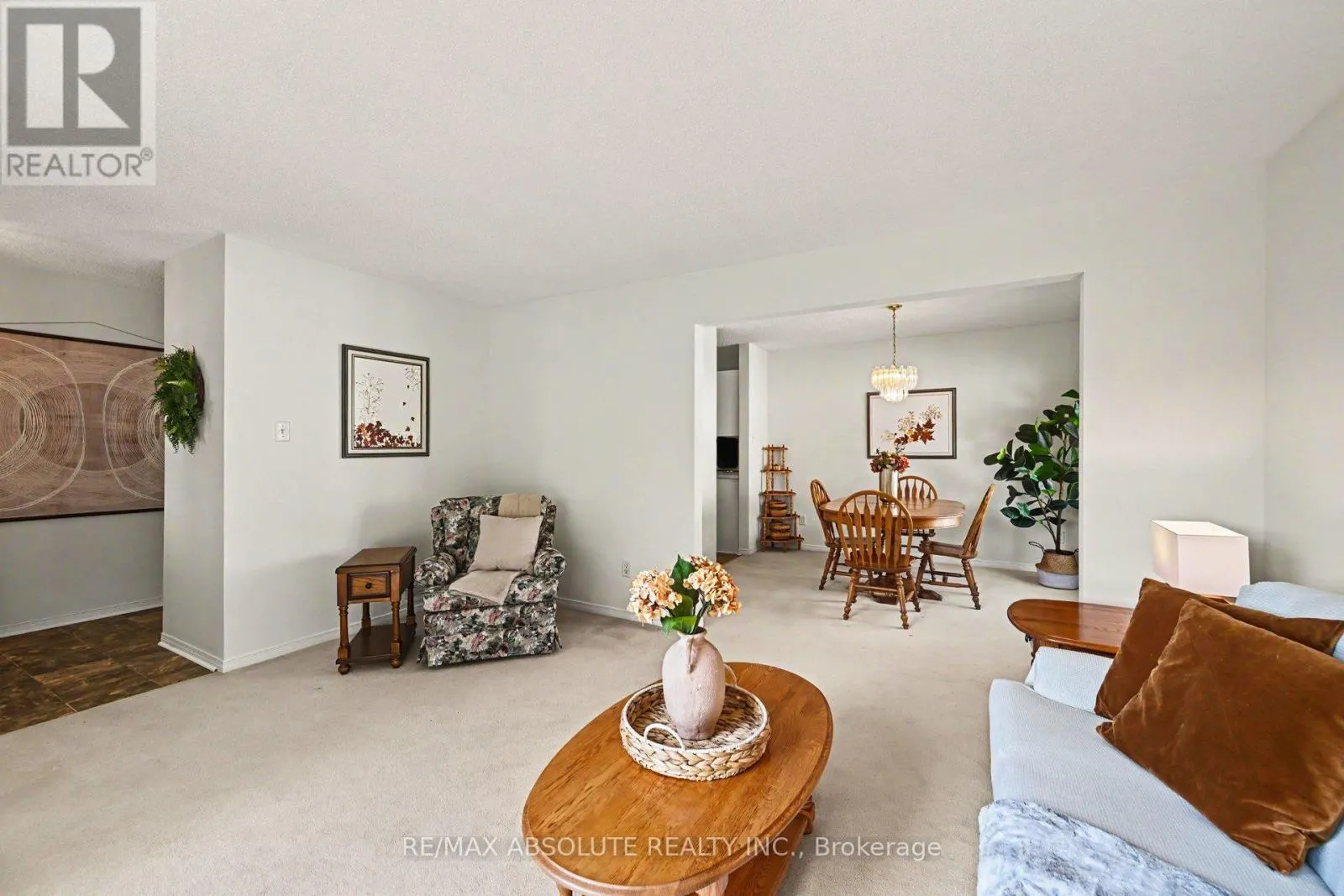 1 RIVER RIDGE CRESCENT