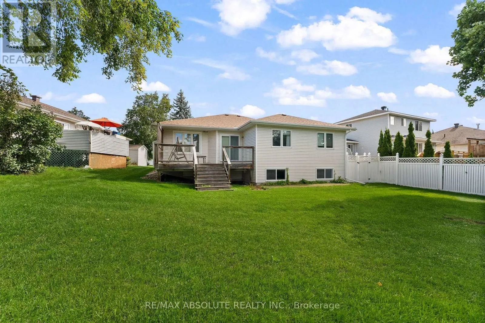 1 RIVER RIDGE CRESCENT