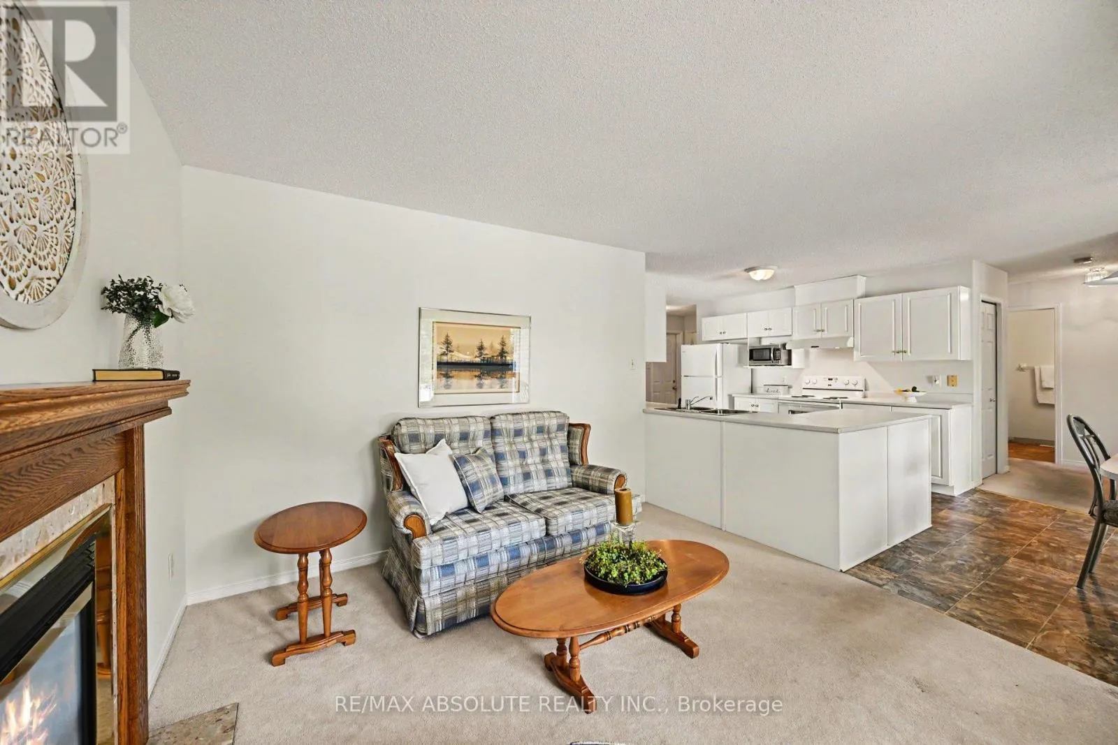 1 RIVER RIDGE CRESCENT