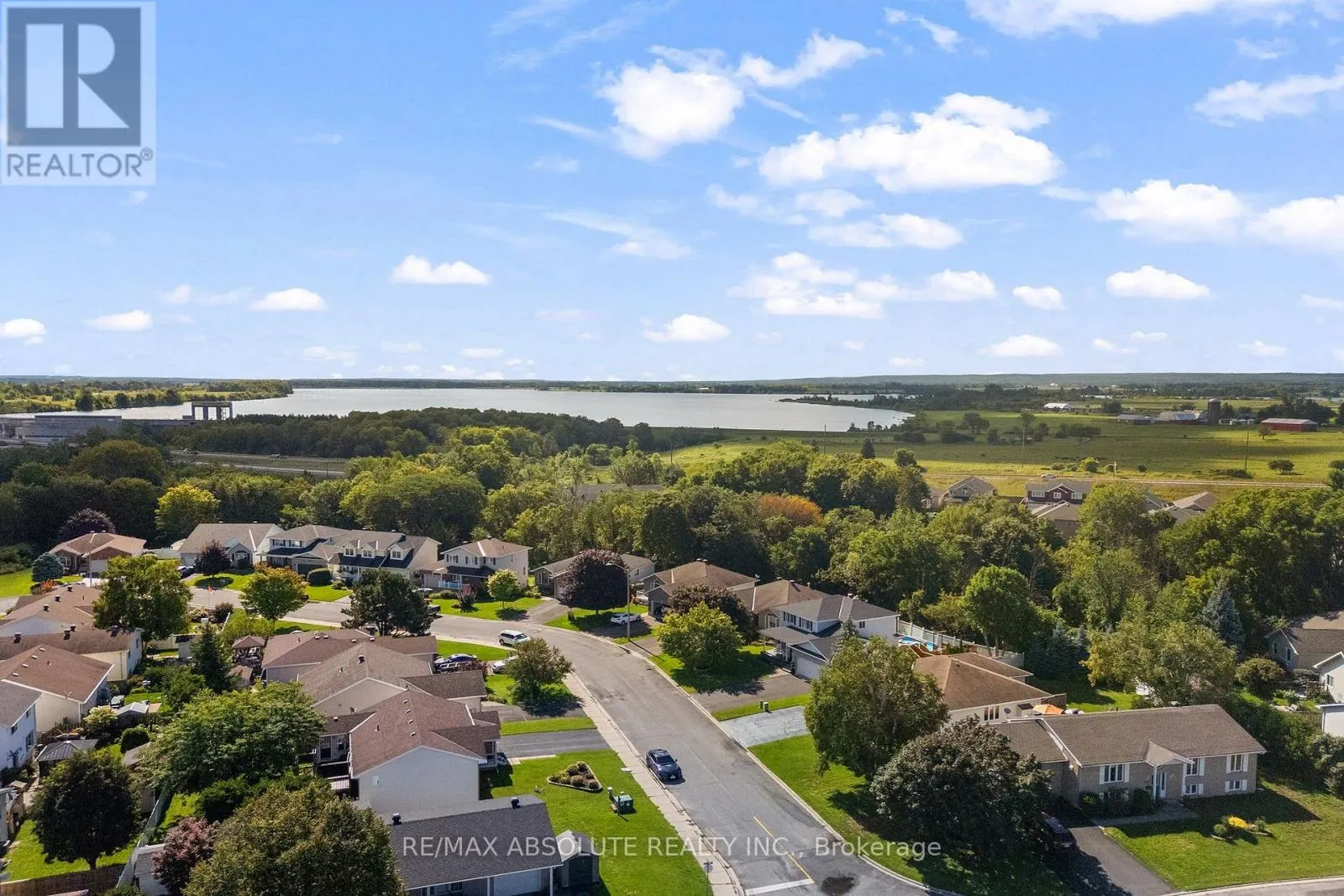 1 RIVER RIDGE CRESCENT