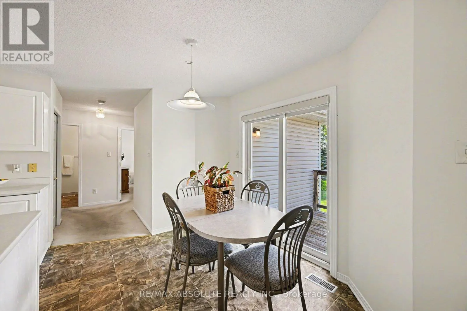 1 RIVER RIDGE CRESCENT