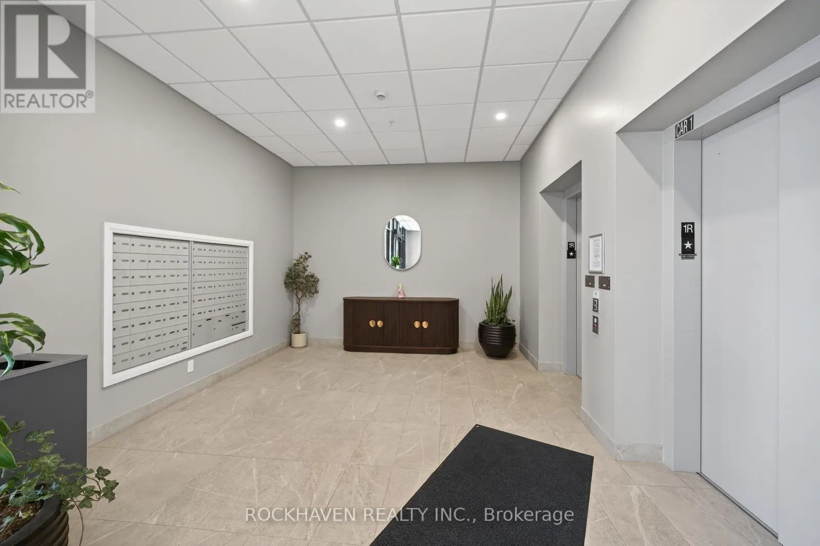 209 - 5 HAMILTON STREET N