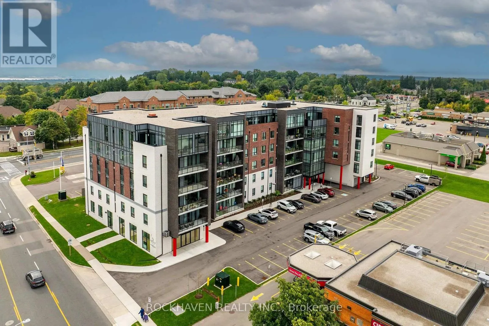 209 - 5 HAMILTON STREET N