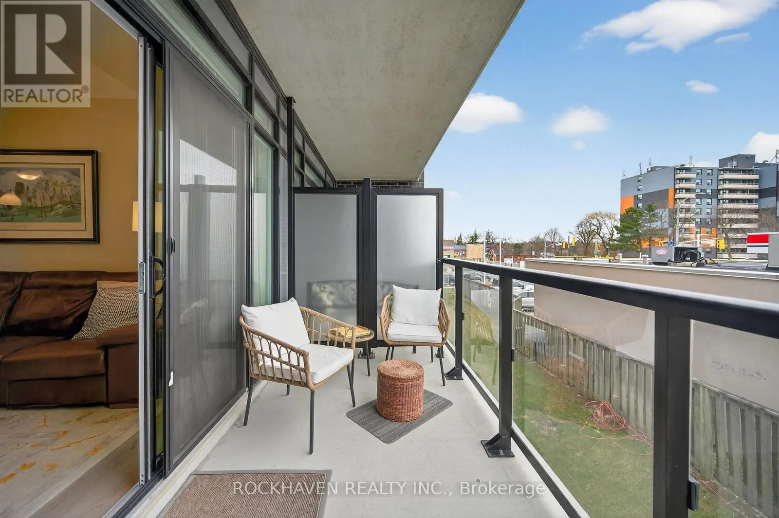 209 - 5 HAMILTON STREET N