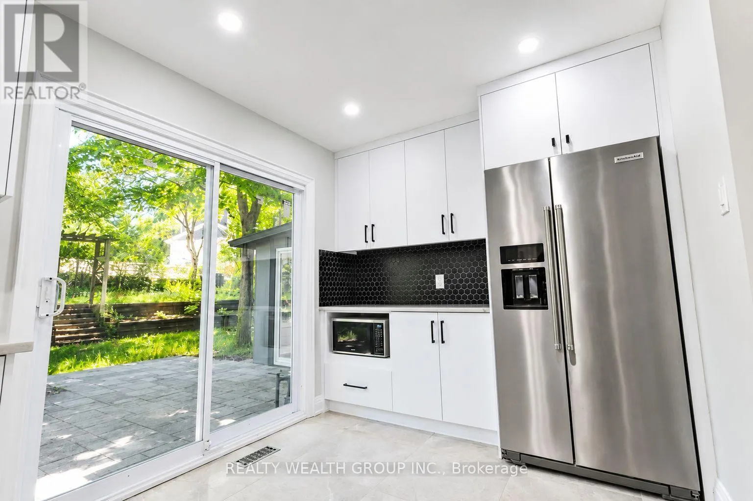264 SHAKESPEARE DRIVE