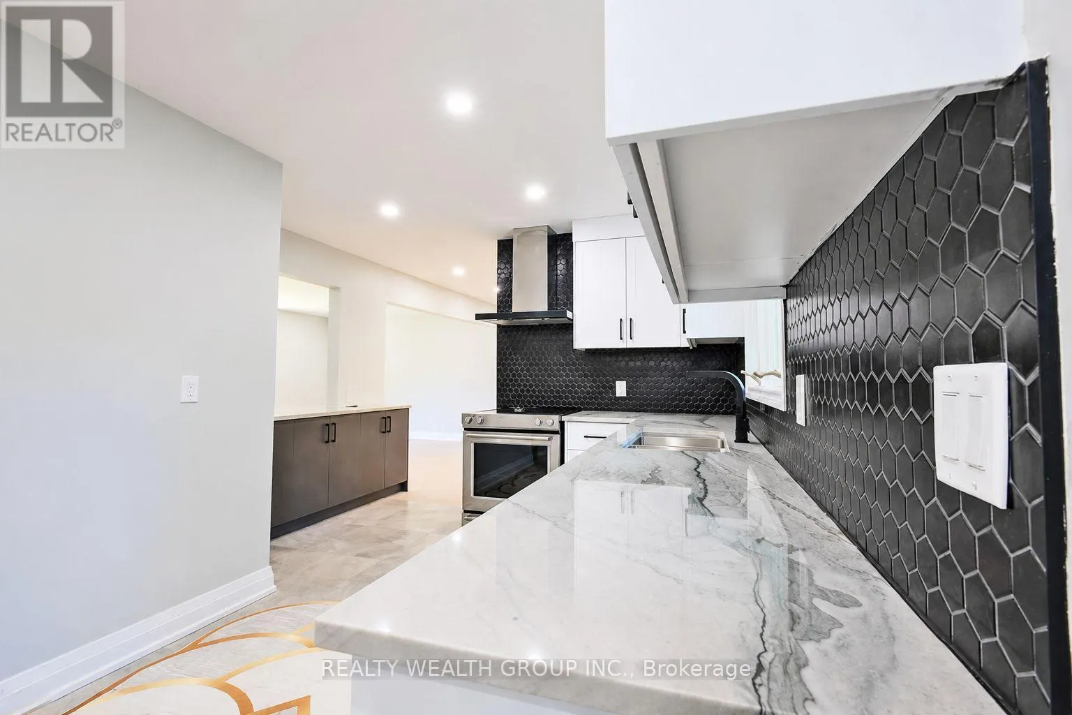 264 SHAKESPEARE DRIVE