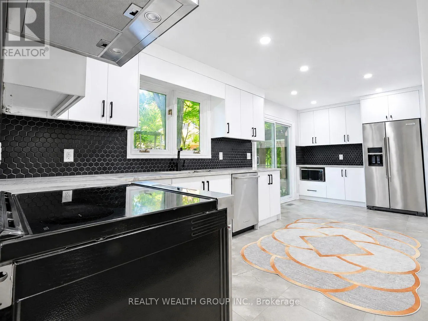 264 SHAKESPEARE DRIVE