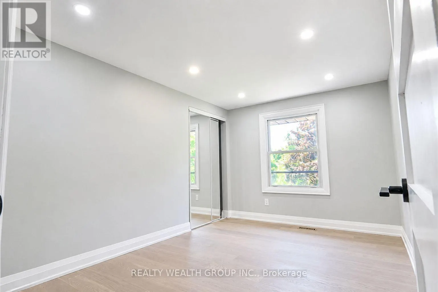 264 SHAKESPEARE DRIVE