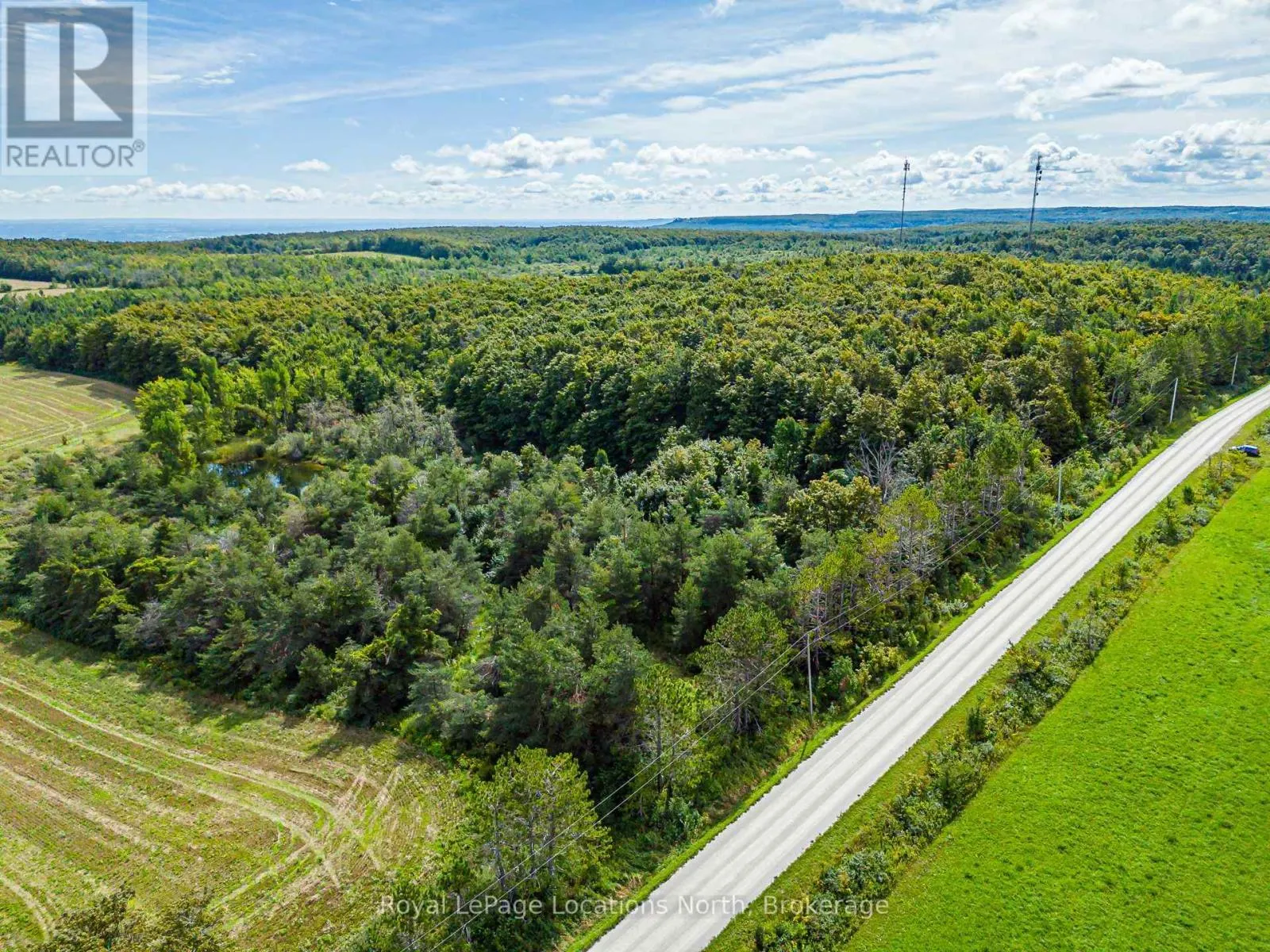 LOT 15 3RD LINE E