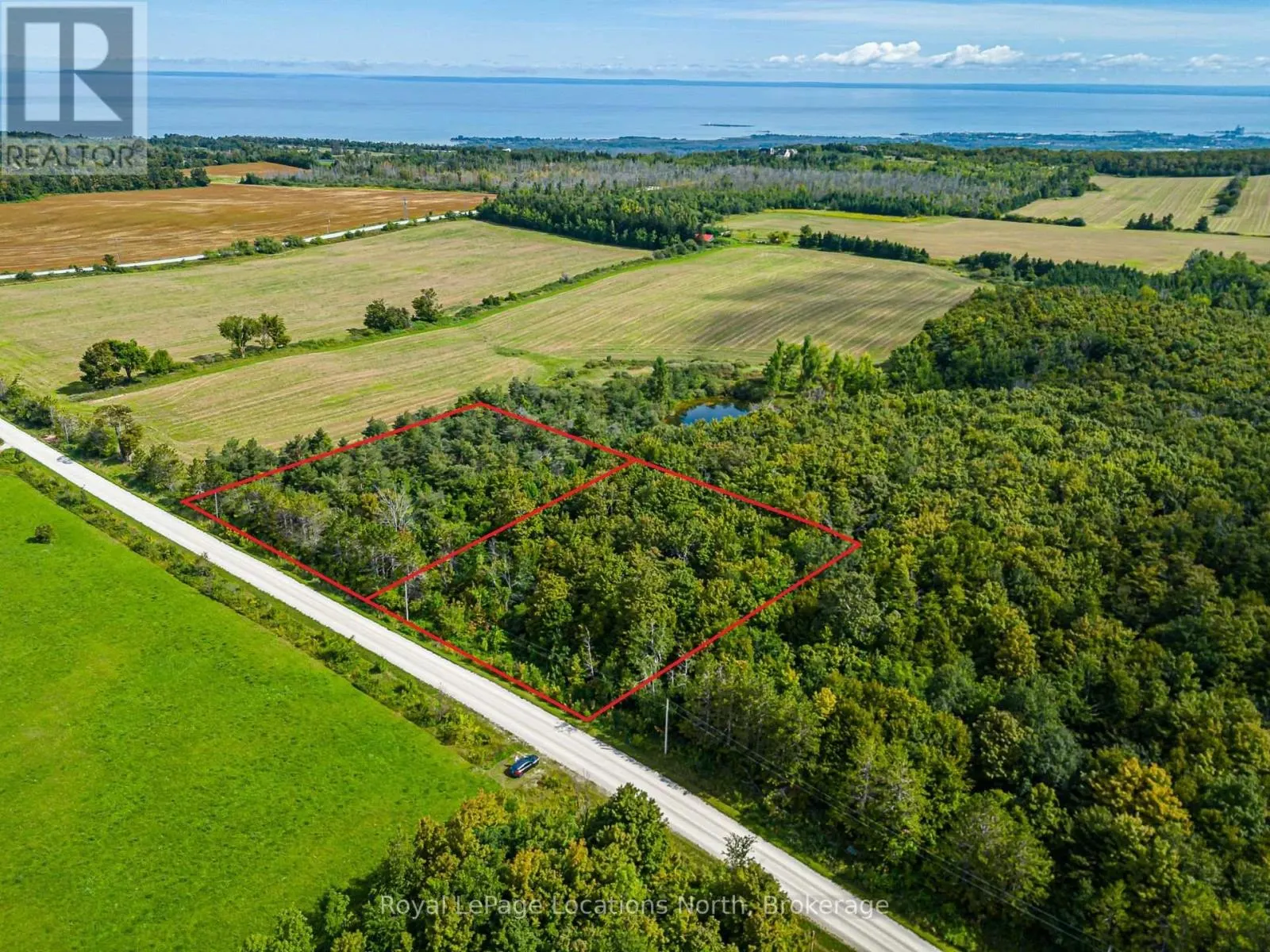 LOT 15 3RD LINE E