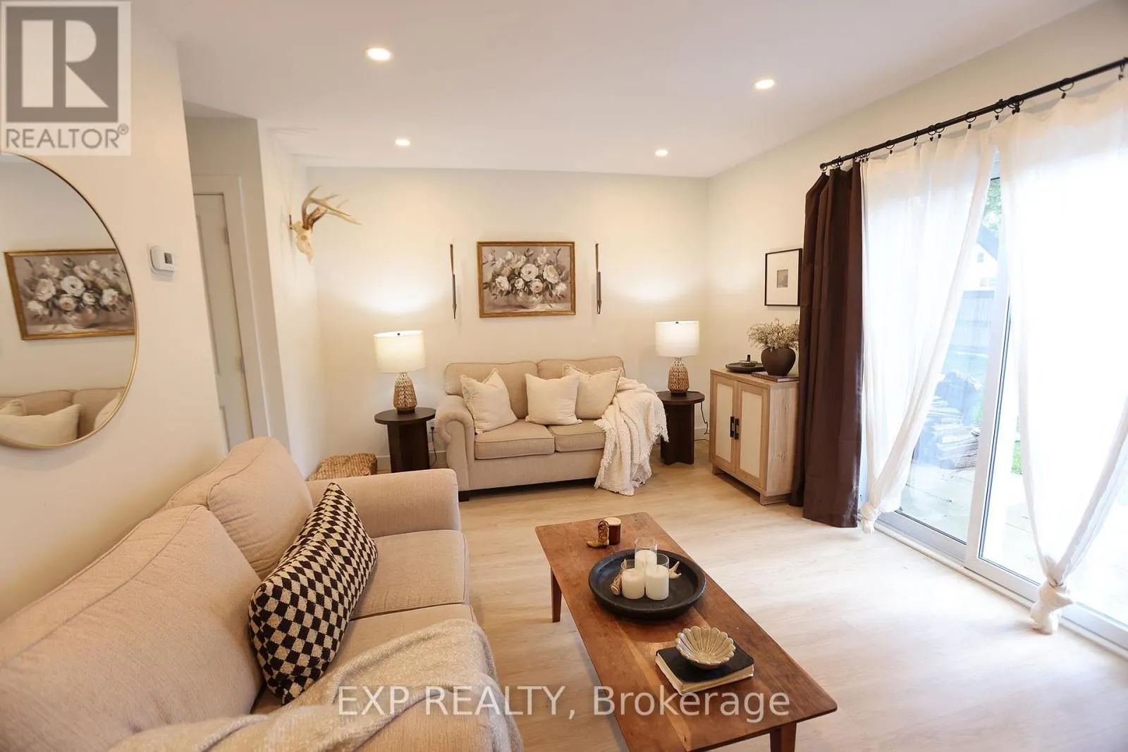 2 - 59 BLANDFORD STREET
