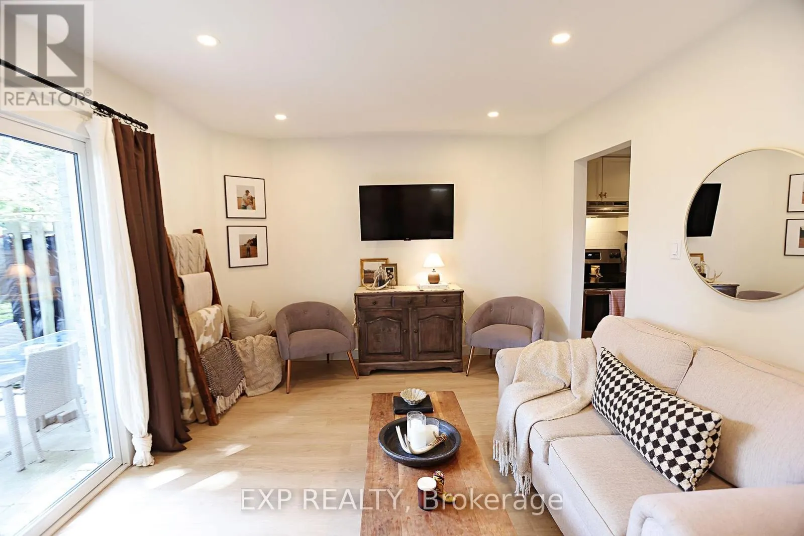 2 - 59 BLANDFORD STREET