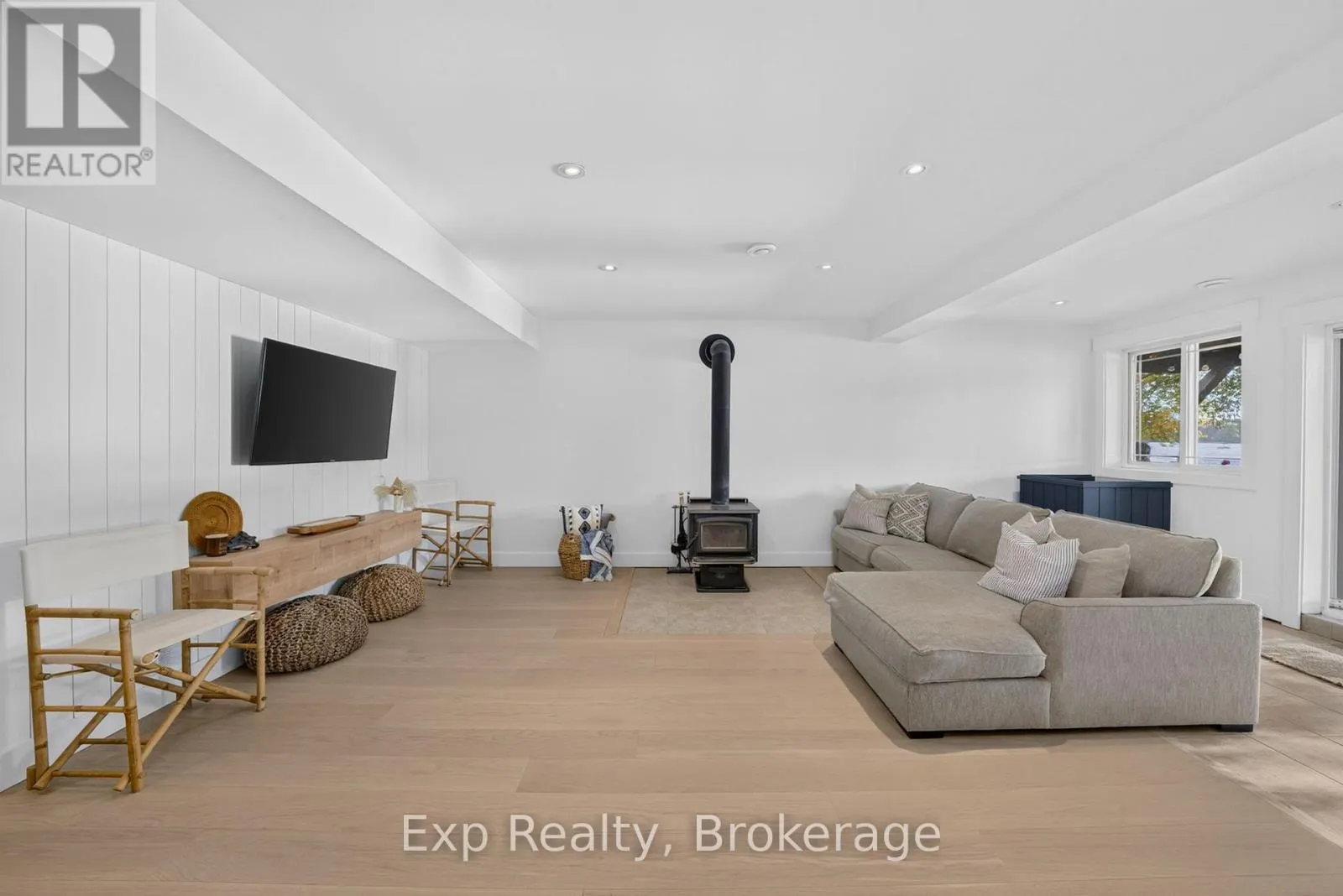 90 COSY COVE LANE
