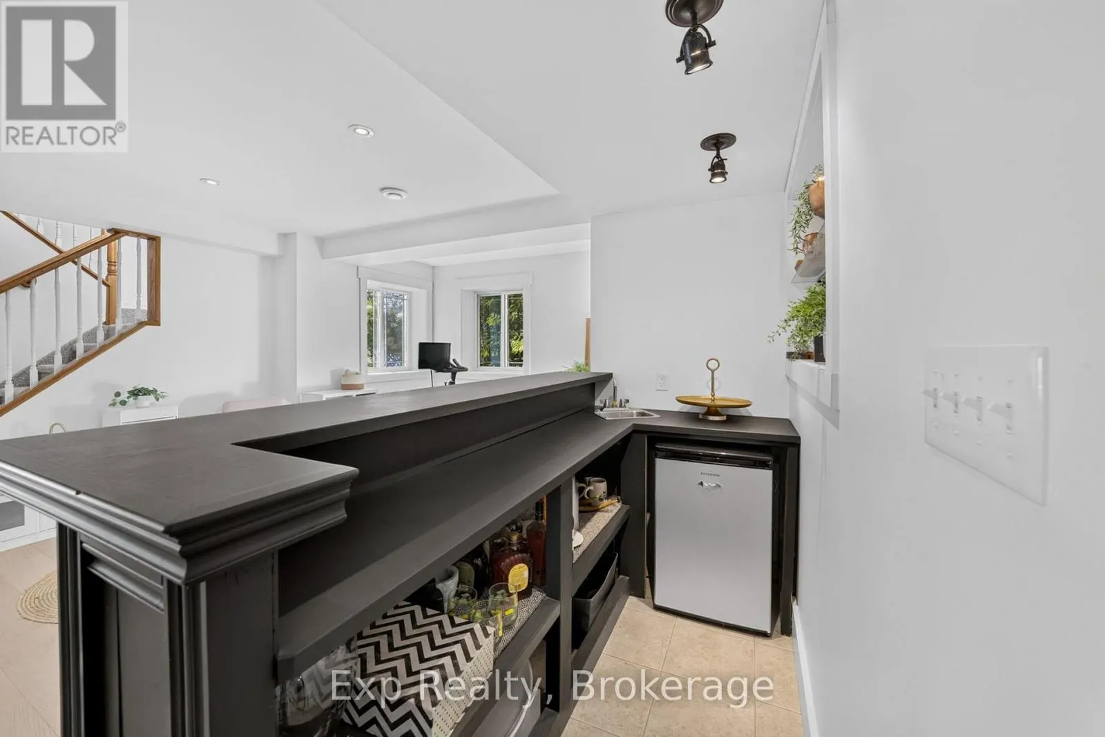 90 COSY COVE LANE